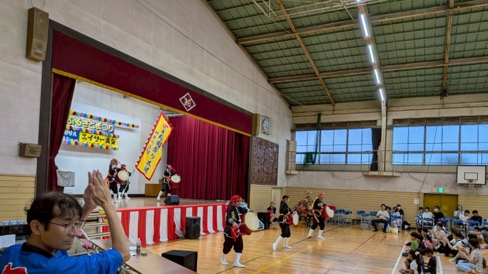 04